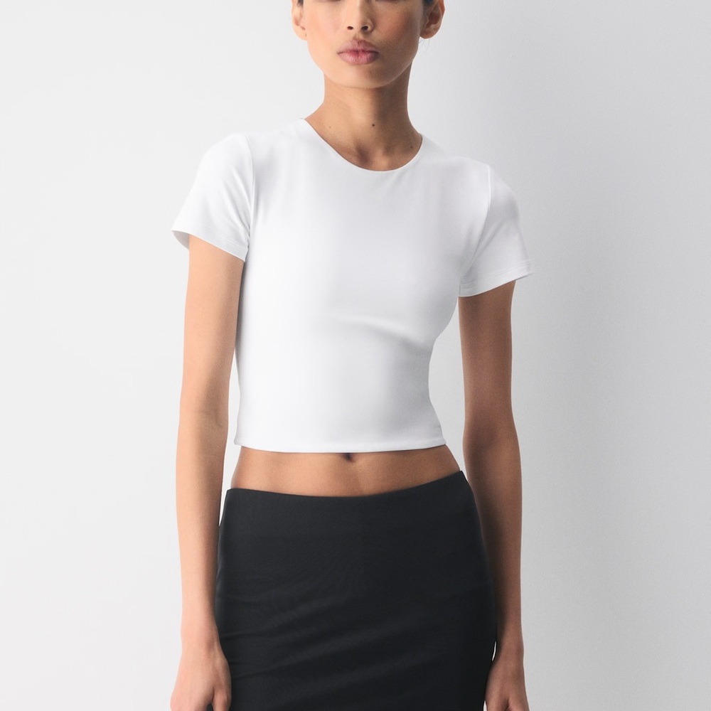 Aritzia Babaton Contour Cropped Tee - White